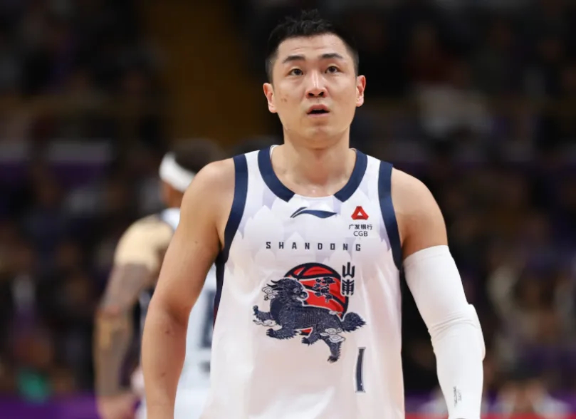 CBA常规赛辽宁主场对阵山东，辽宁79-84惜败山东遭遇3连败，辽宁最近6战5败