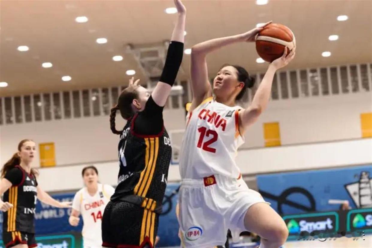 U17中国女篮惨败收官
北京时间7月19日晚，U17女篮世界杯排位赛，中国VS新