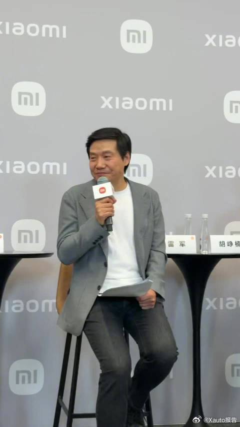 雷军回应为何只公布锁单量雷军受访解释如今仅公布锁单量的原因。此前车型发布三分钟大