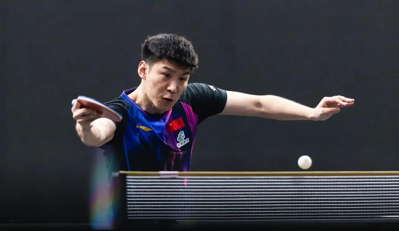 竞技体育就是这么残酷，国乒队员薛飞在600分的多哈挑战上，击败香港总决赛冠军张本