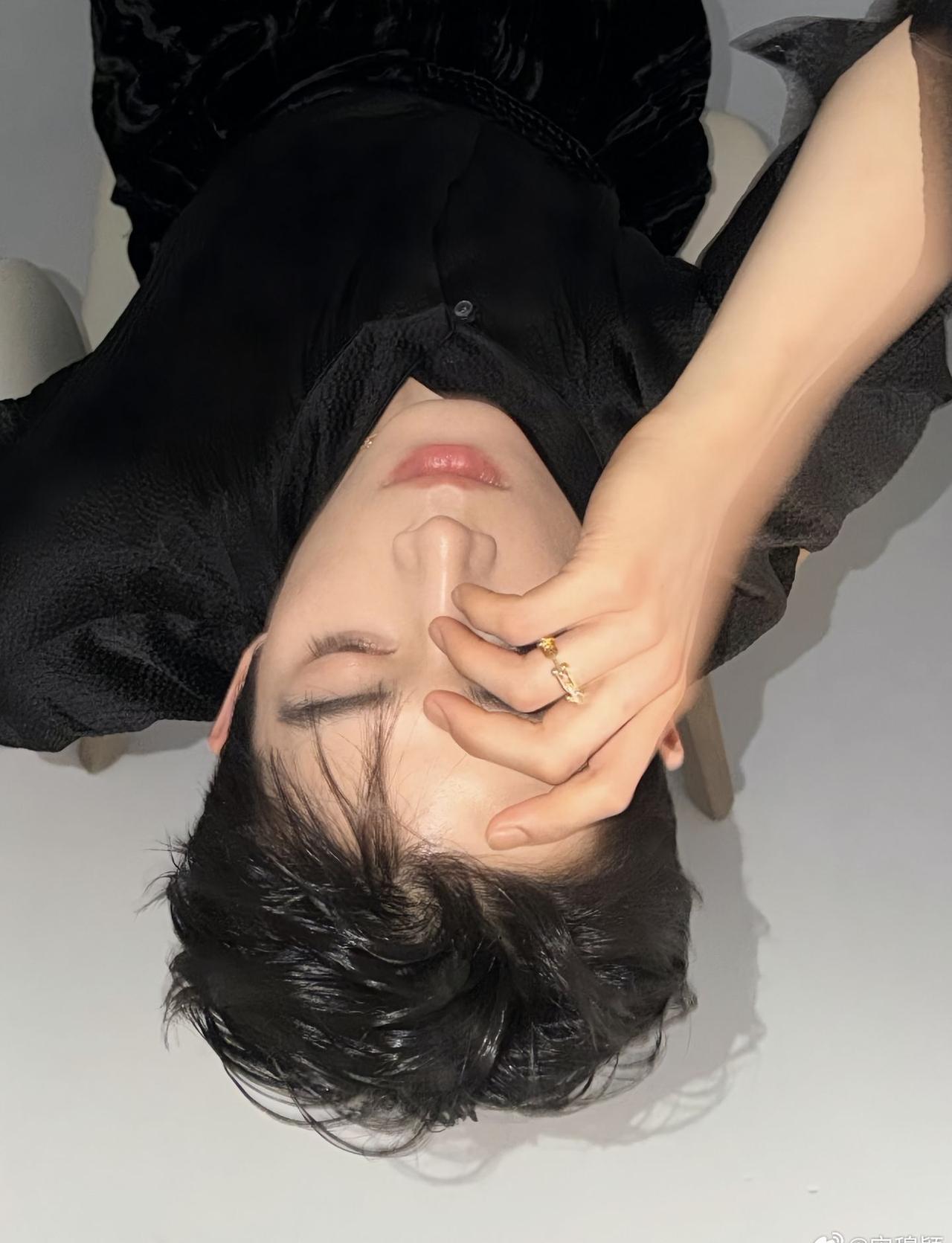 ⭐舒蕾王星越达成长效合作 

若是单恋栀子花庭中怎有三千树𝘏𝘰𝘸 𝘤𝘢