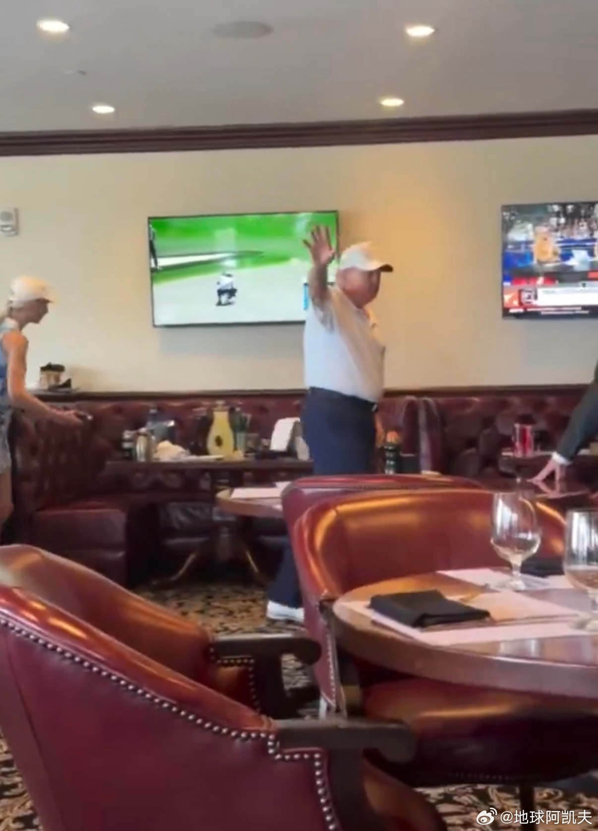 ‼️特朗普总统在迈阿密特朗普国家多拉尔高尔夫俱乐部展示了一款令人惊艳的 250 