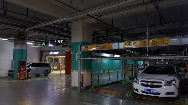 在许多大城市，买得起车却停不起车的现象变得越来越普遍，部分大城市核心圈停车费高达