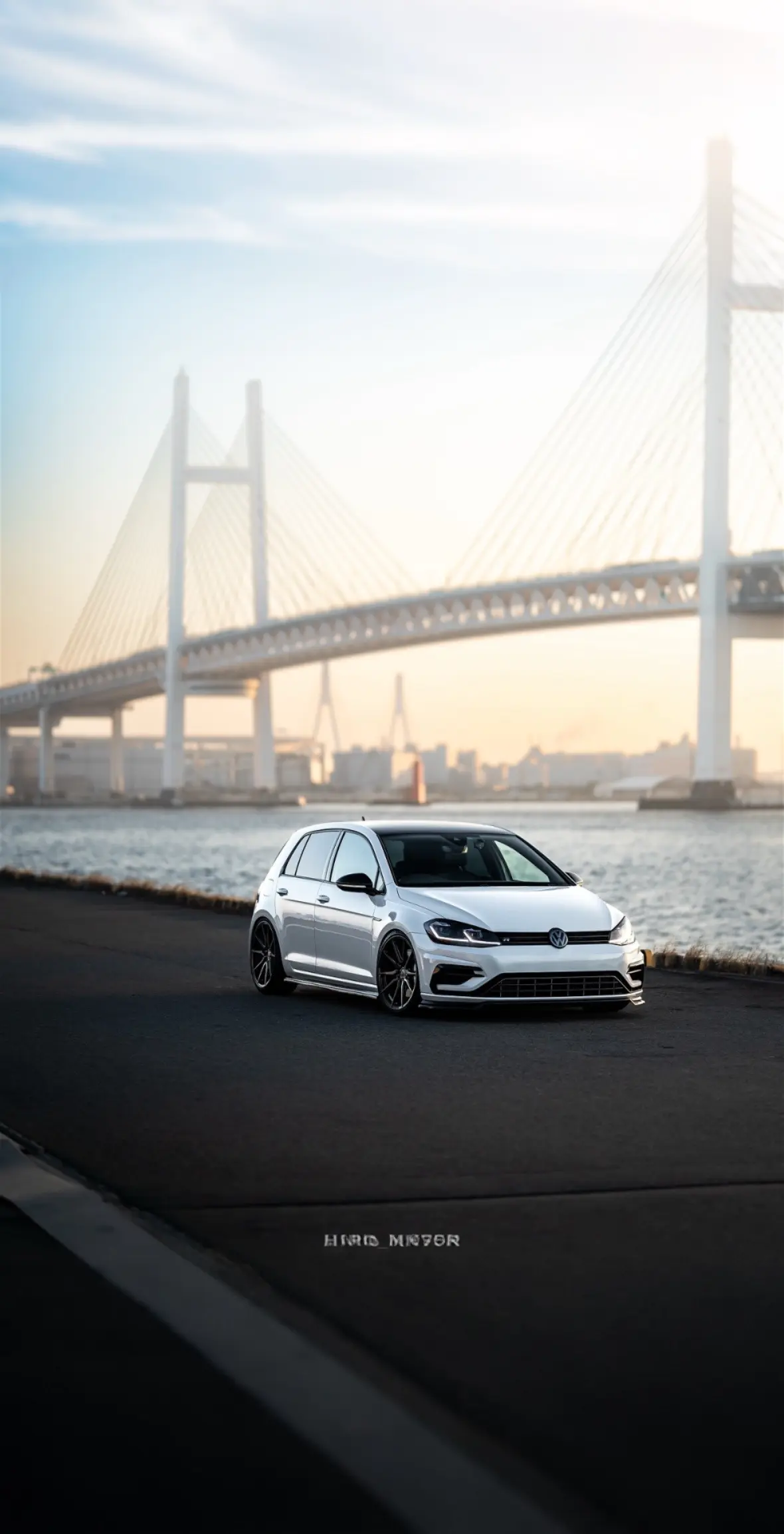 GOLF.