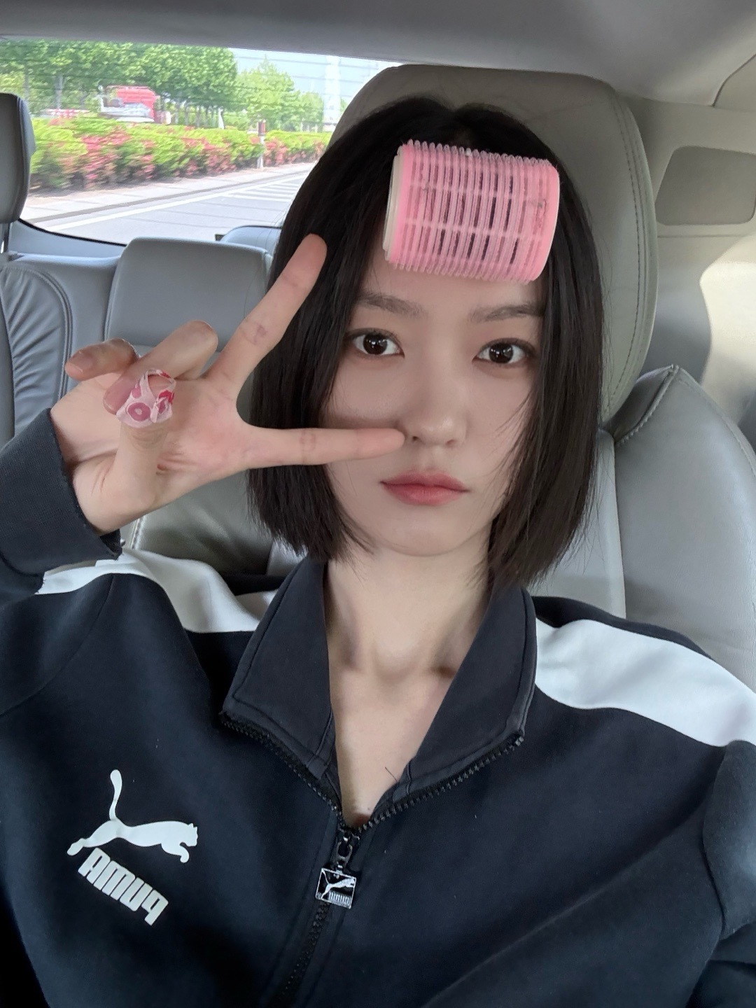 正好大拇指受伤 那就给大家比个棒👍！王子妤Ash[超话]妤见你 ​​​