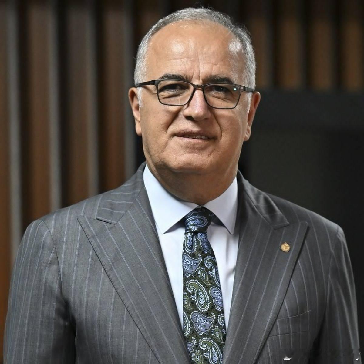 土耳其排协主席阿基夫:我认为今年至少会有2支球队，但愿能有3支球队进入决赛四强，