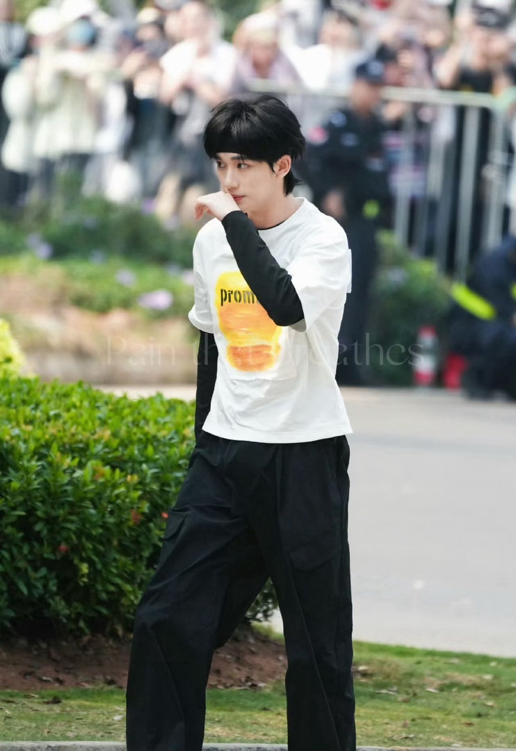 时代少年团跑男上班时团奔跑吧上班路透这期是团体战啊！刚好7v7，时团和跑男团对抗