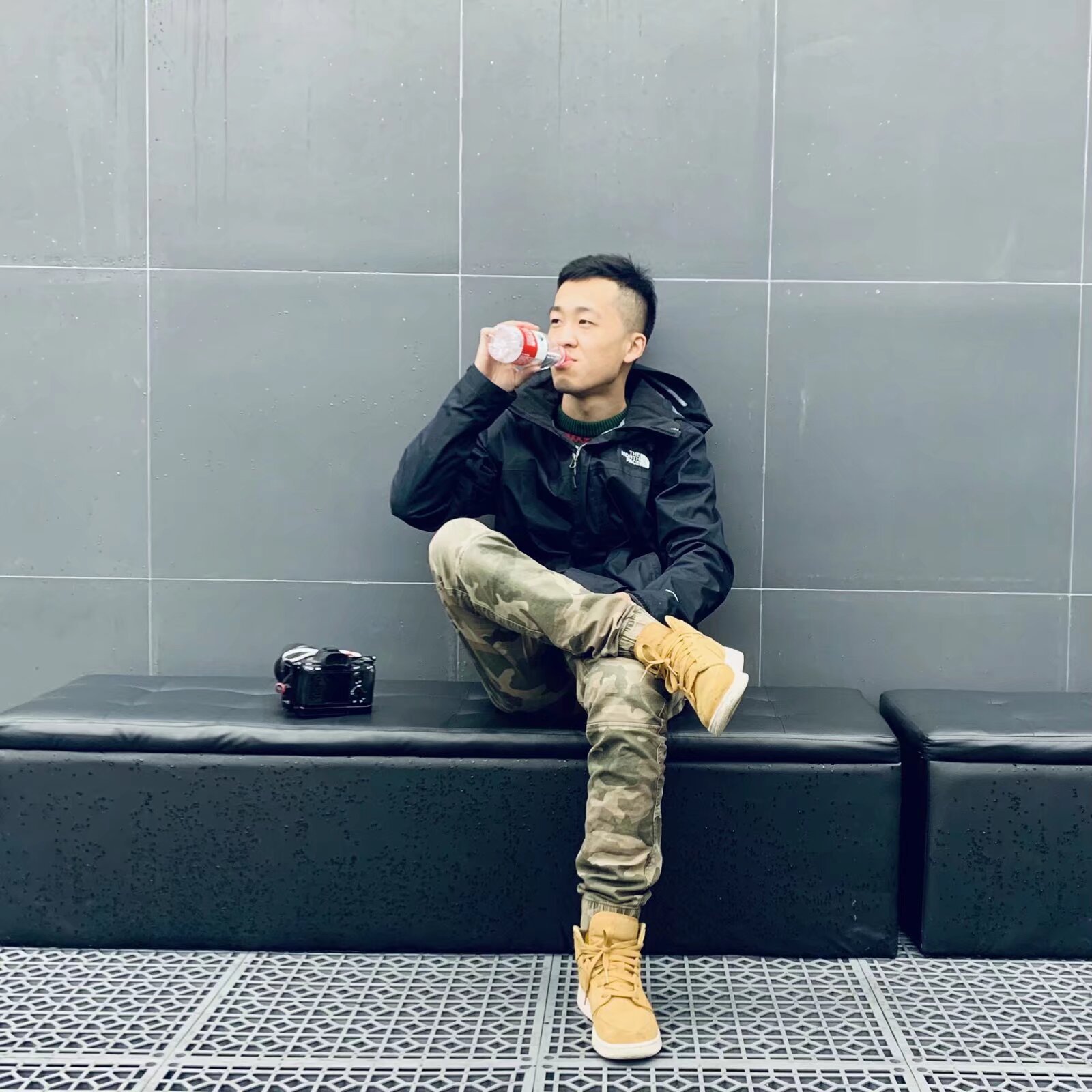 人一定要频繁大量记录自己就是就是 一晃就是好多年多年 