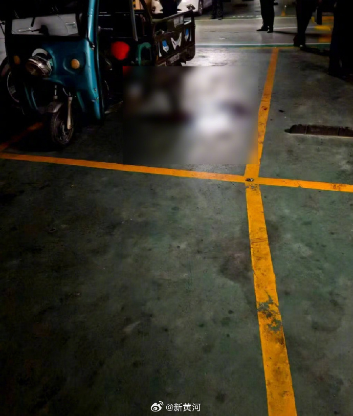 【男子恋爱无果迁怒杀害发小】男子恋爱无果杀发小称是最好朋友据中国新闻周刊报道：4