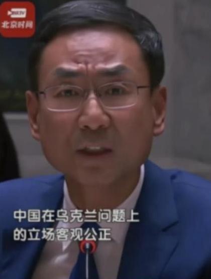 很多人以为，中国不军援俄罗斯，是怕了西方的制裁，错了！真相是，9·3阅兵之后，西