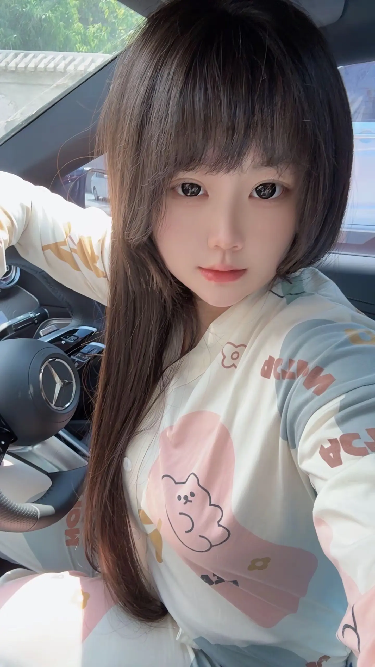 最高级的关系，一定是人生战友，共同掠夺财物，而不是互相掠夺