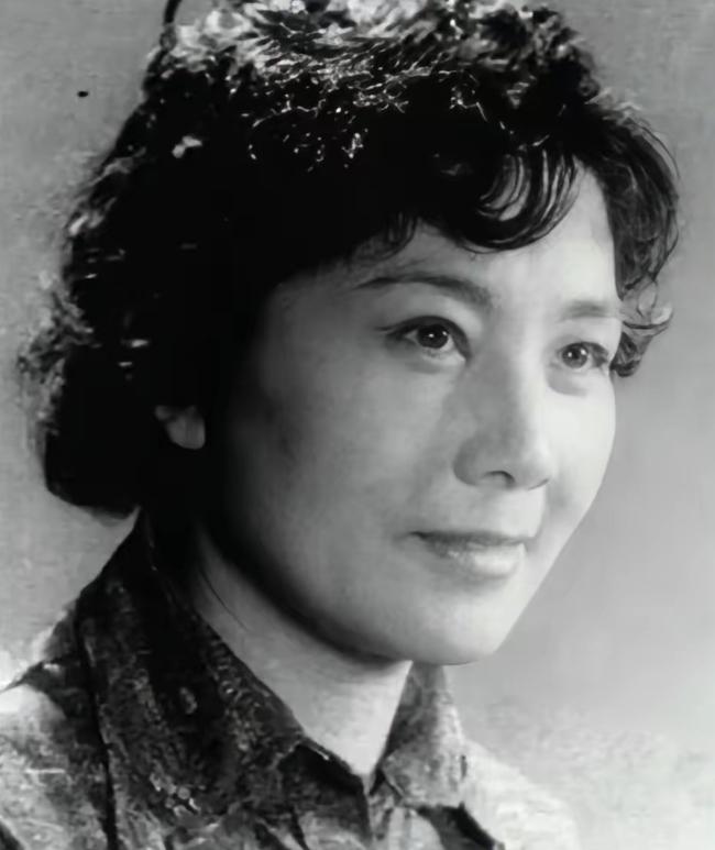 1949年，北平刚解放，韩复榘遗孀给新政府写信：“丈夫被枪决，能不能把东绒线胡同