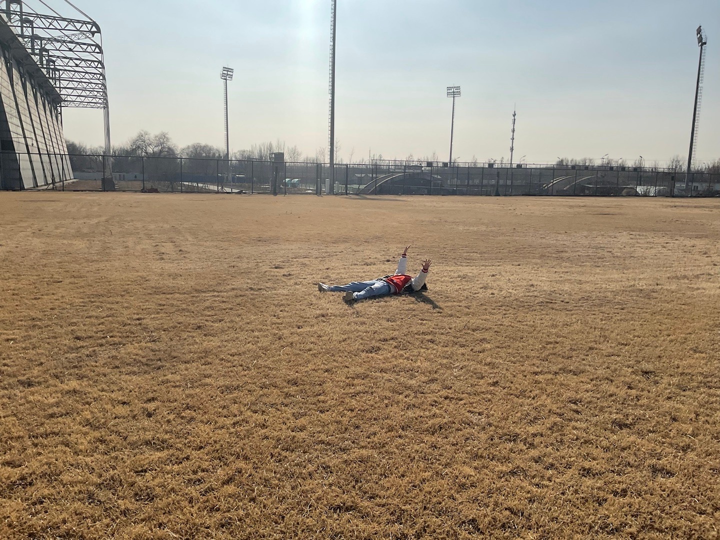 生活将我推倒，我原地躺下。#马卡珑# ∩ᵒ̴̶̷̤⌔ᵒ̴̶̷̤∩ ​​​