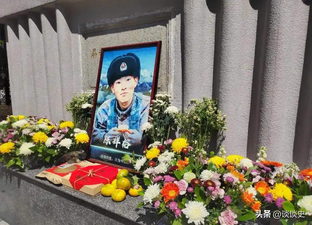 2020年，陈祥榕壮烈牺牲后，部队首长询问其母有什么需要关照的，岂料女人张口就让