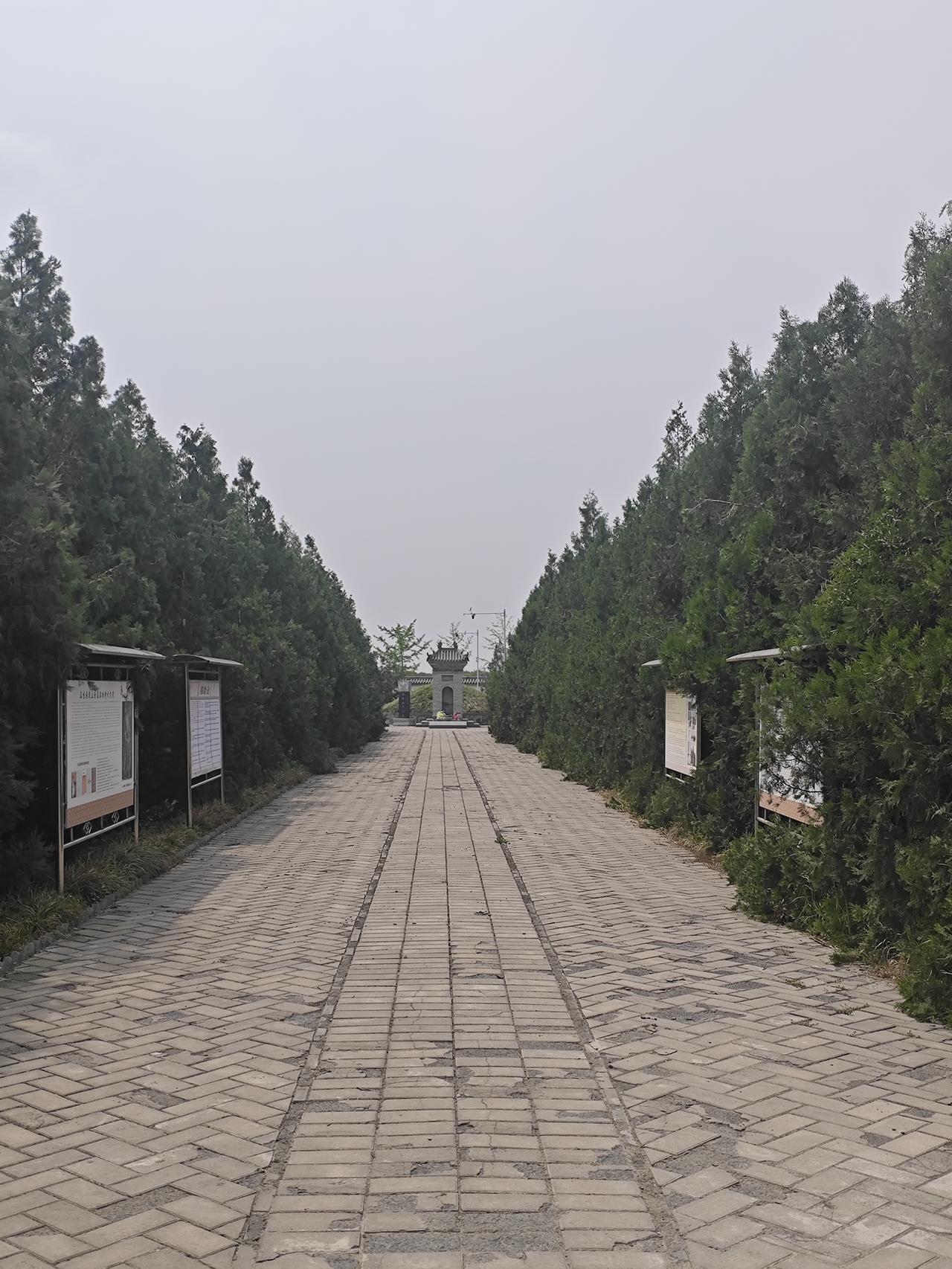 话说王重阳

从萧何庙村骑行出来，下一个目的地就是附近的大魏村，大魏村是全真教创