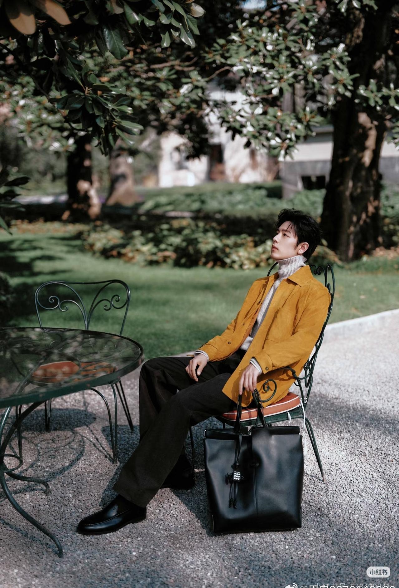 tods全球品牌代言人肖战温润如玉贵公子肖战tods造型肖战tods直播镜头肖战