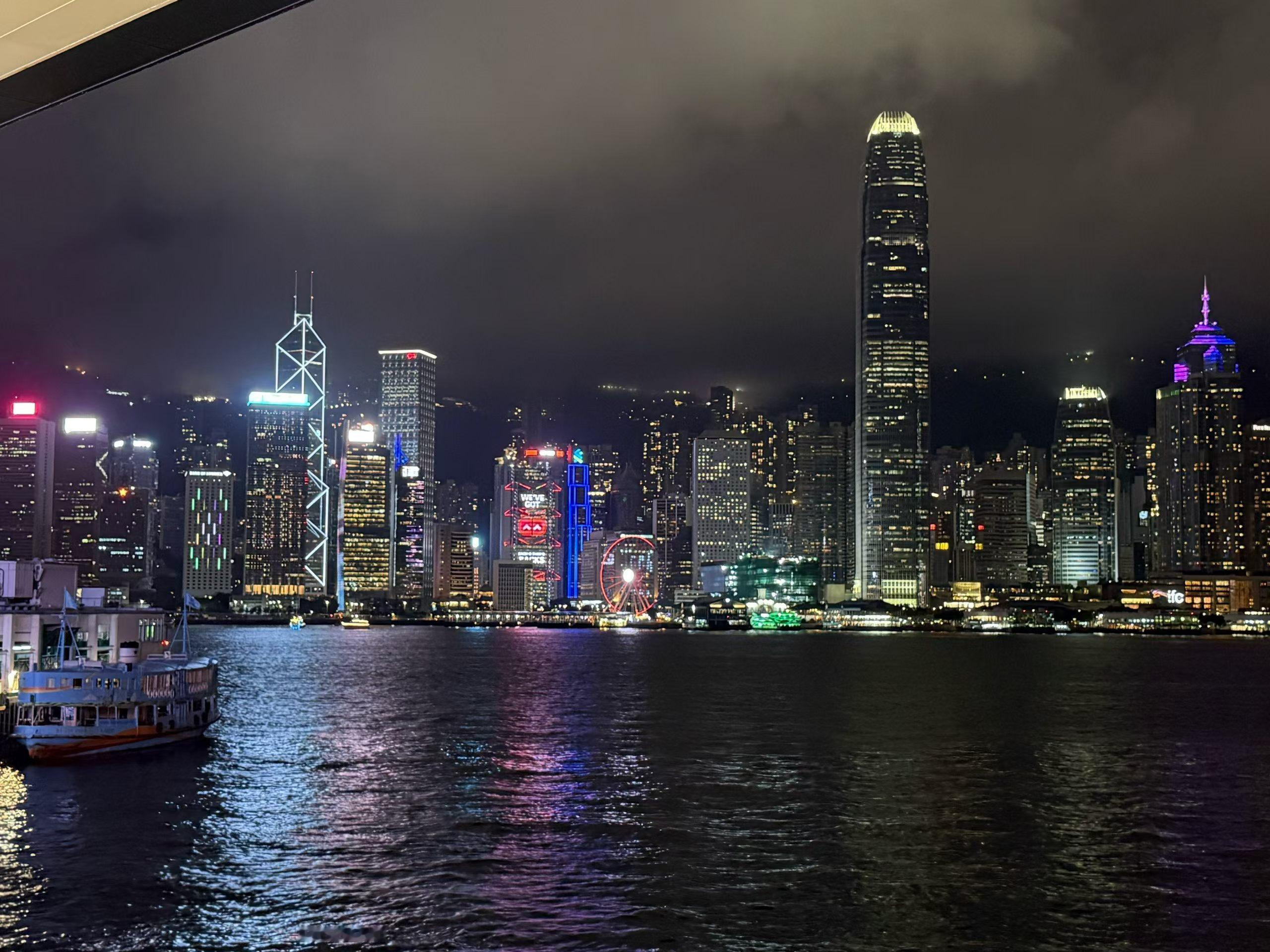 做黄金交易久了才懂，技术分析只是工具，稳定心态才是长期盈利的核心。市场从不缺行情