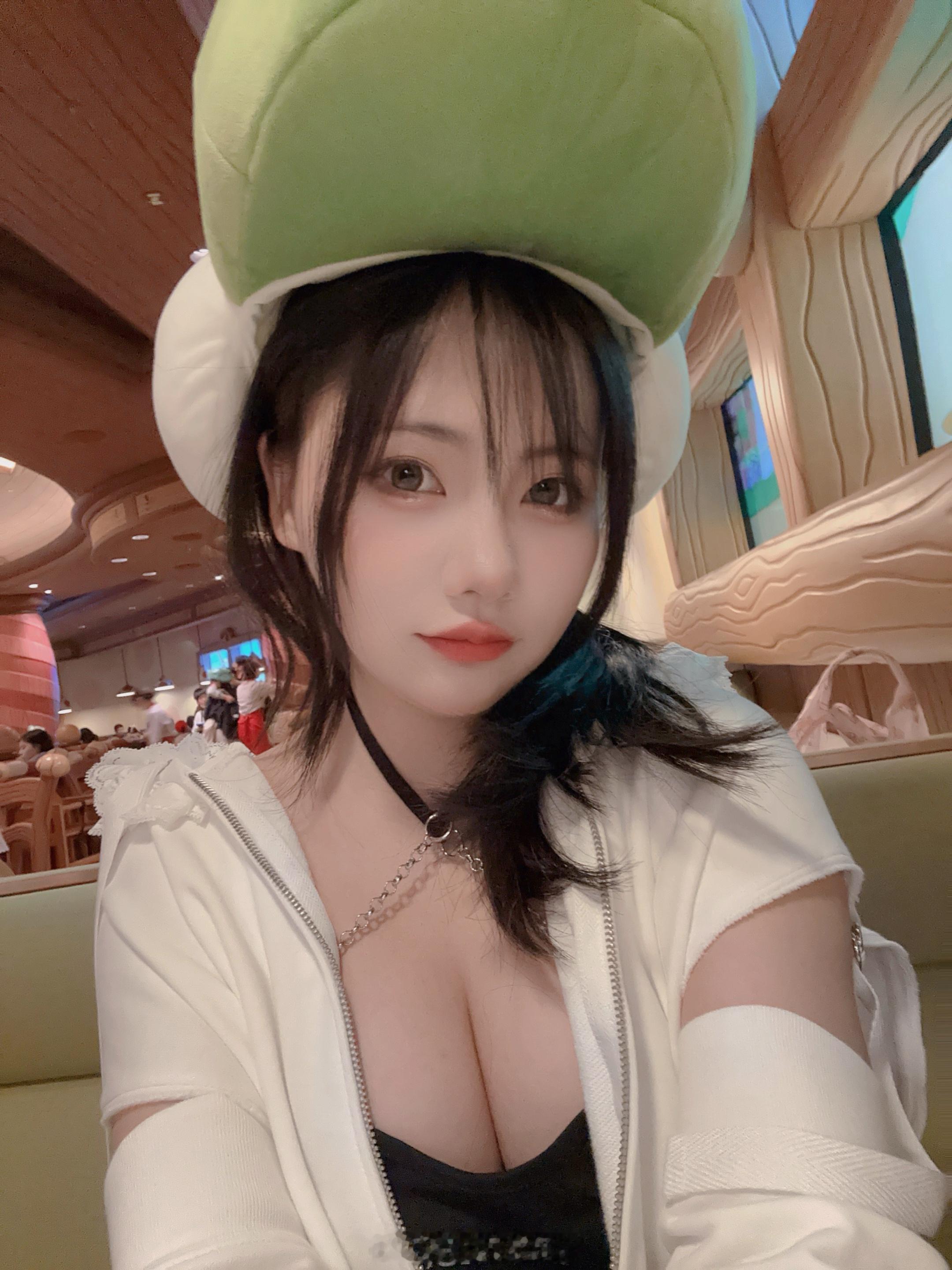 全世界最快乐的小女孩 ​​​