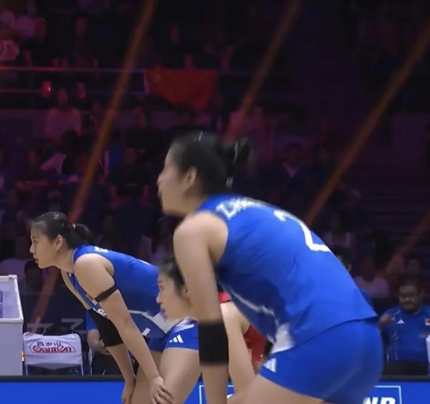 2026年女排亚锦赛，
中国女排大比分3：0胜伊朗女排，
三局比分为25：14，