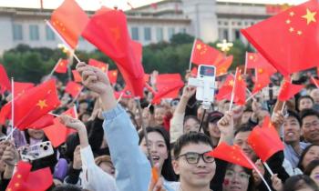 为什么美国打伊拉克不用找证据、俄罗斯进格鲁吉亚不用问联合国，而中国在自家南海种个