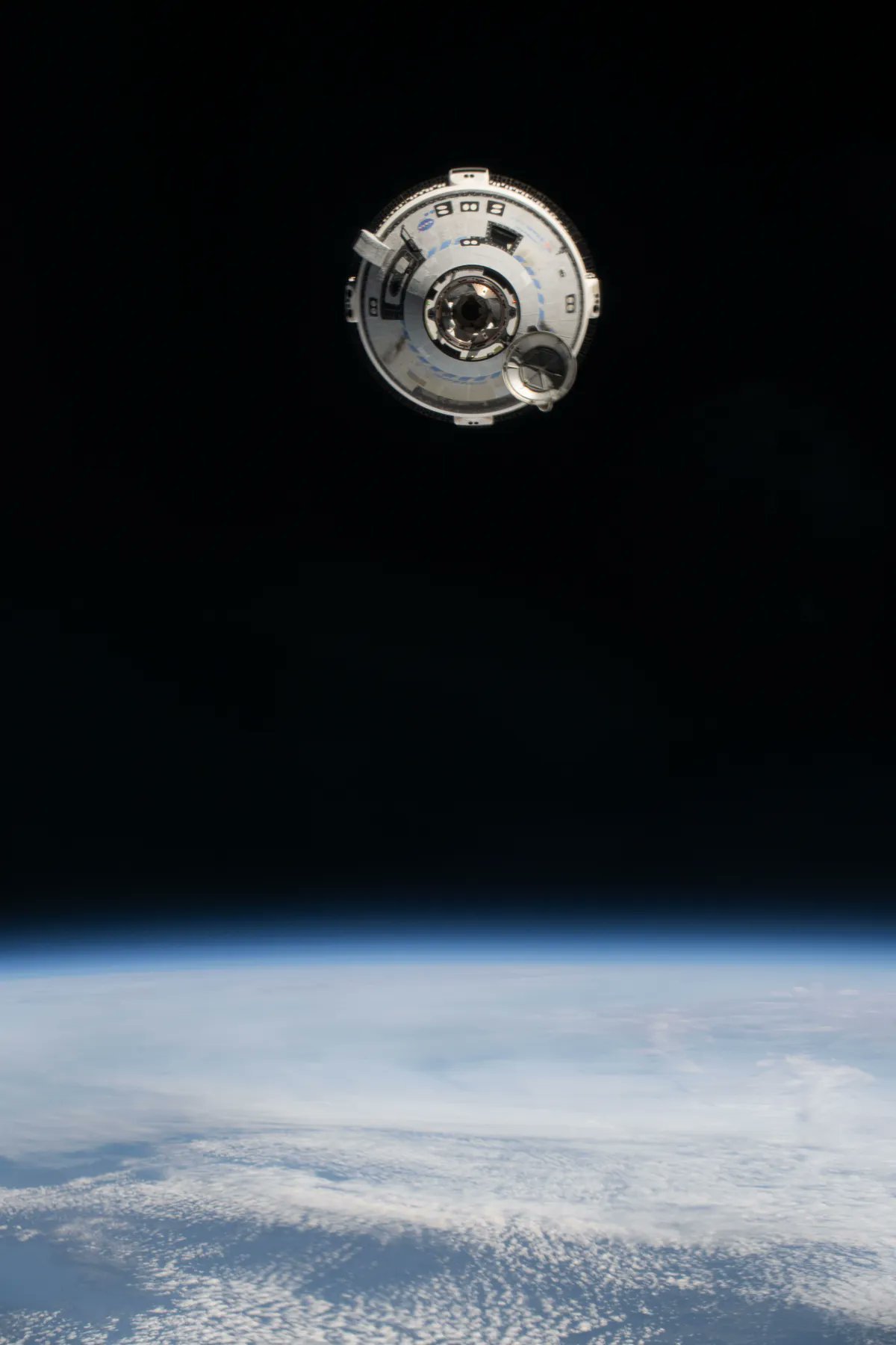 波音公司#cst-100 载人飞船# 发现新的氦气泄漏点——太空新闻SpaceN