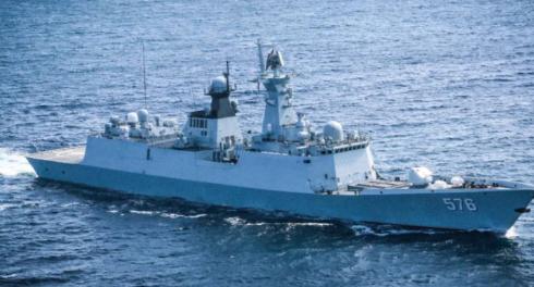 这下硬气了！中方警告美军封锁：不得阻挠我船只通过海峡！
 
4月13号，多家国际