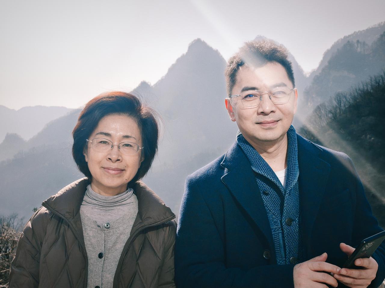 受香港湖北社团总会的朋友邀请，去武当山玩了两天，住在离南岩宫不远的紫杉九龙。
在