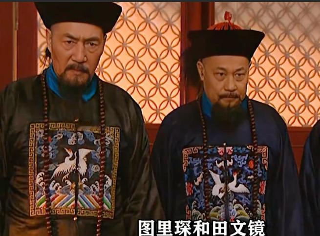 "你有正室夫人吗？你今年也有三十岁了吧？"雍正皇帝突然发问，看似家常闲聊，实则暗