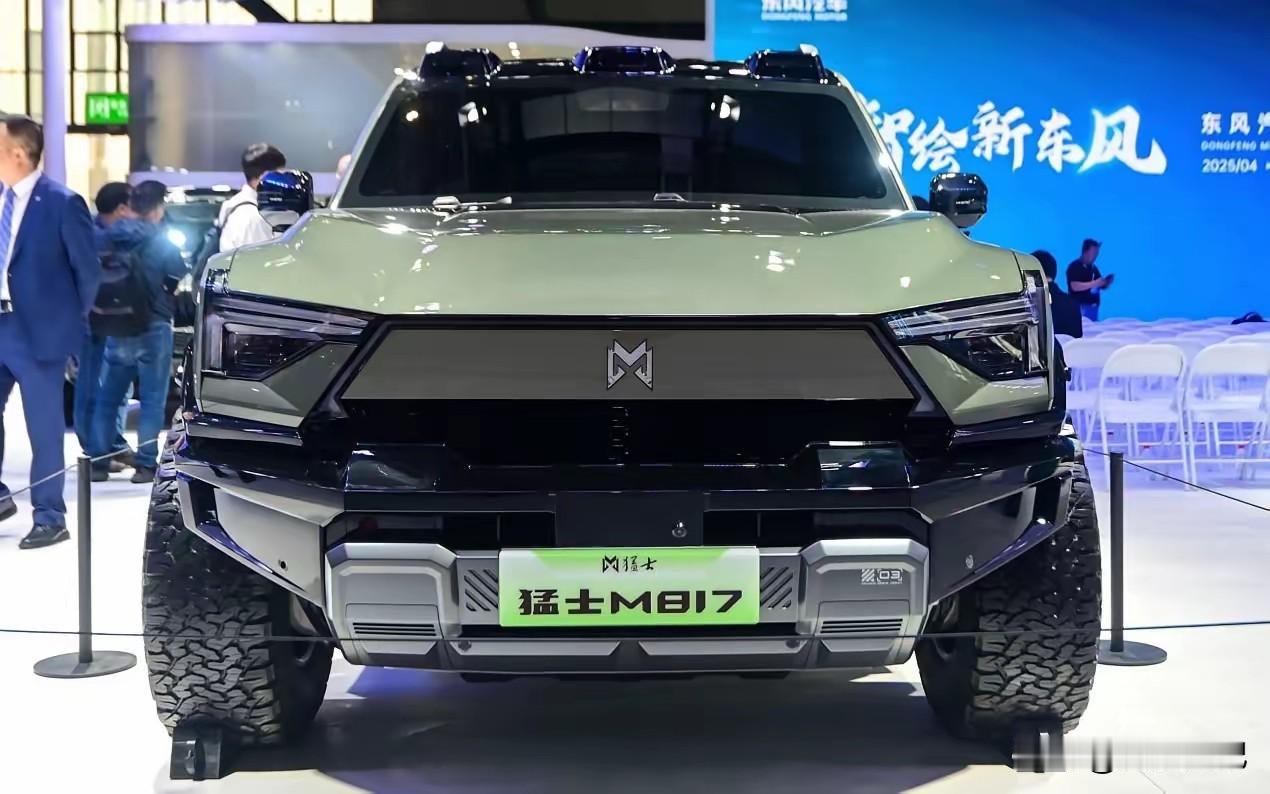 救命啊！
炒股炒成股东，补仓补成贫困户，真的亏到裤衩都快没了！😂

持股一年多