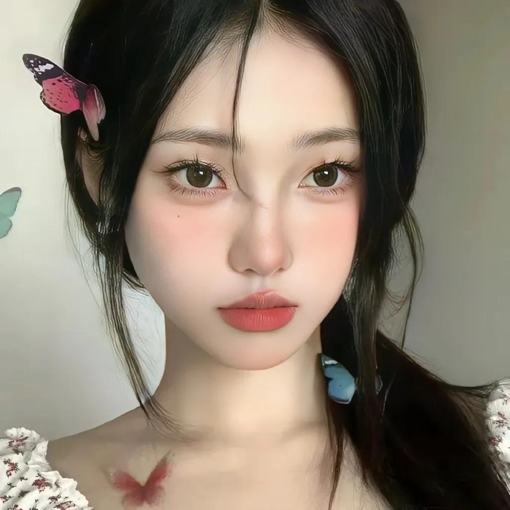 在一起2年左右的情人，她跟你已经超过1个月没有“肌肤之亲”了，她不再主动就是答案