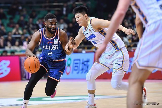 [CBA]山东男篮104：112不敌吉林
2月5日晚，CBA常规赛第39轮，山东