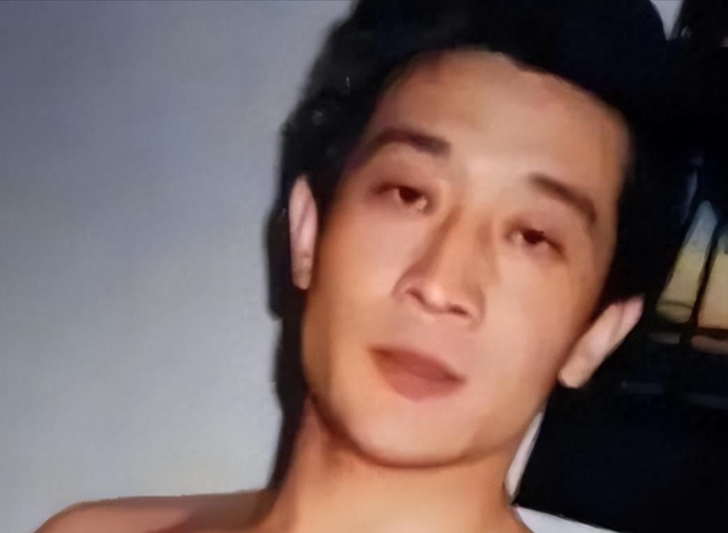白小航一生中犯下的三大错误：
1.错投一人——阎京
白小航投靠阎京是犯下了一个错
