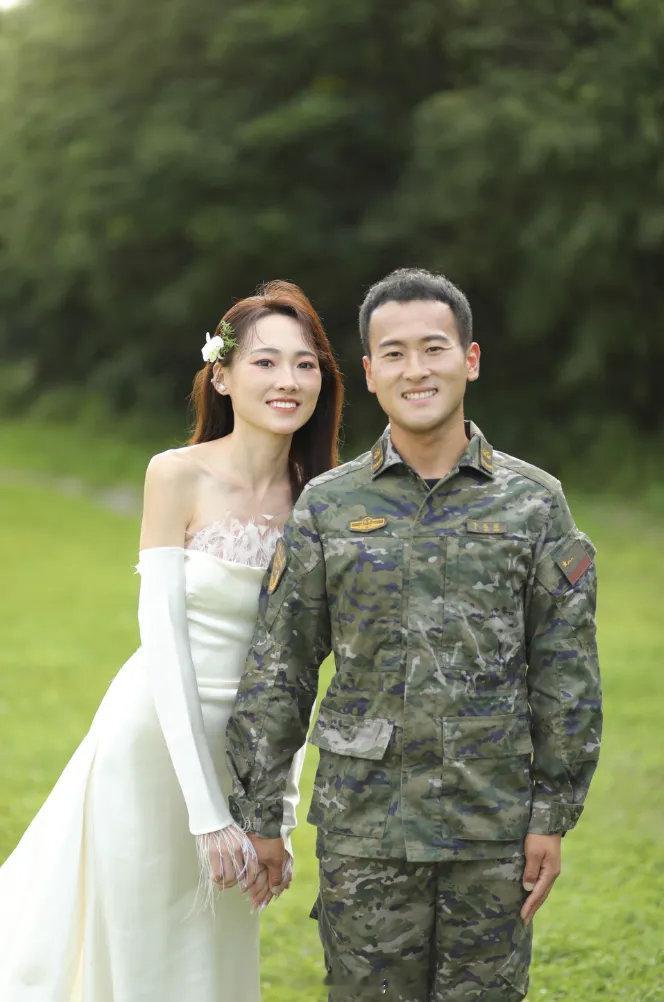 #迷彩军恋[超话]#军恋，是纵使相隔千里但仍热切地期盼着在爱里久别重逢军恋，是平