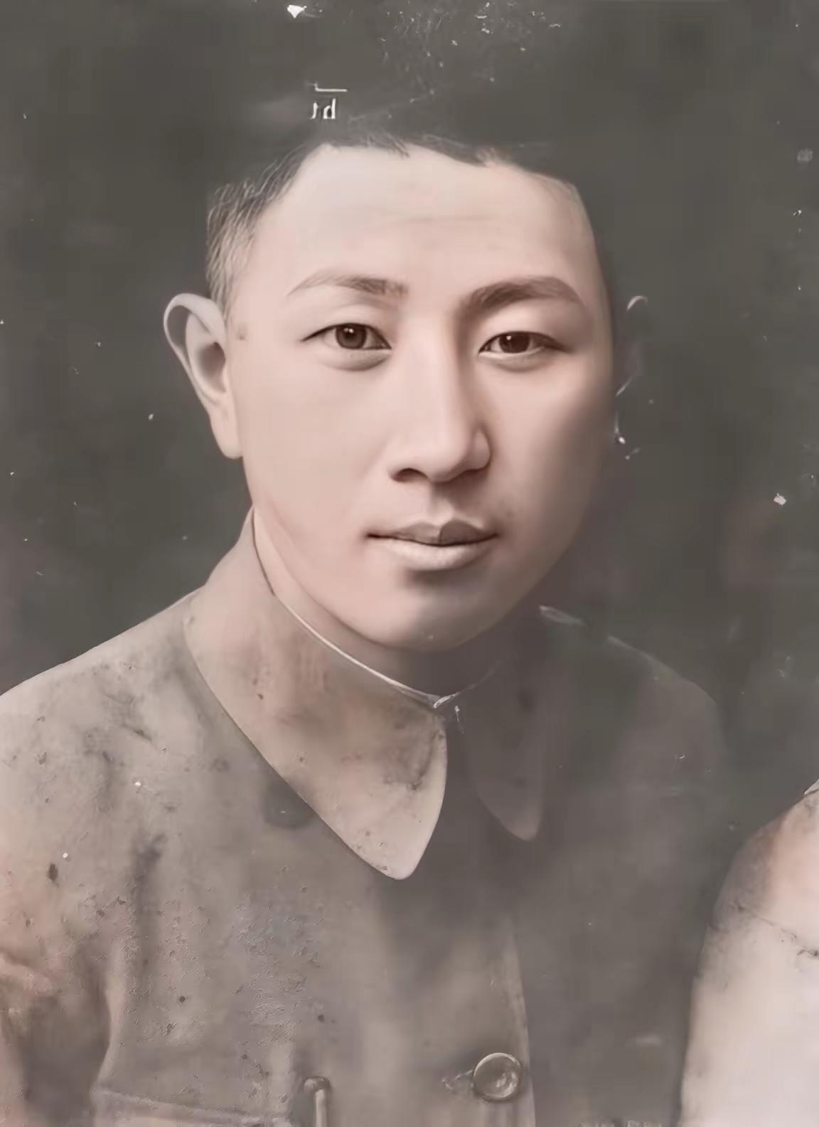 翁自勉在西安事变时舍命救主背着蒋介石脱险，并因此中弹致残，那么后来蒋介石是怎么对