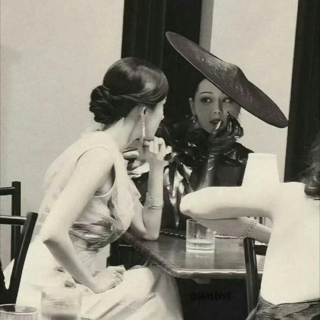 幂迪 仙女夫妇合体 内娱顶流姐妹的美貌太权威了！我的眼睛好忙，忙的不知道该看谁了