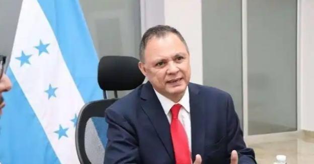 洪都拉斯总统放狠话！中方若不给足够利益，一个月后考虑断交，外交局势骤变！
阿斯富