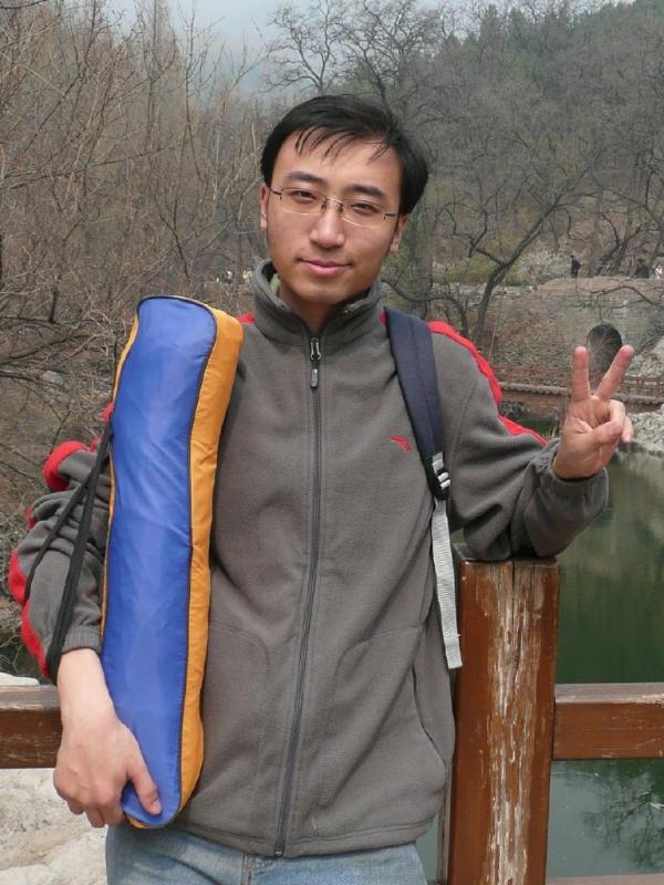 清华北大“双料学霸”李永乐在北京求职时，屡屡碰壁，外企不要他，世界500强也不要