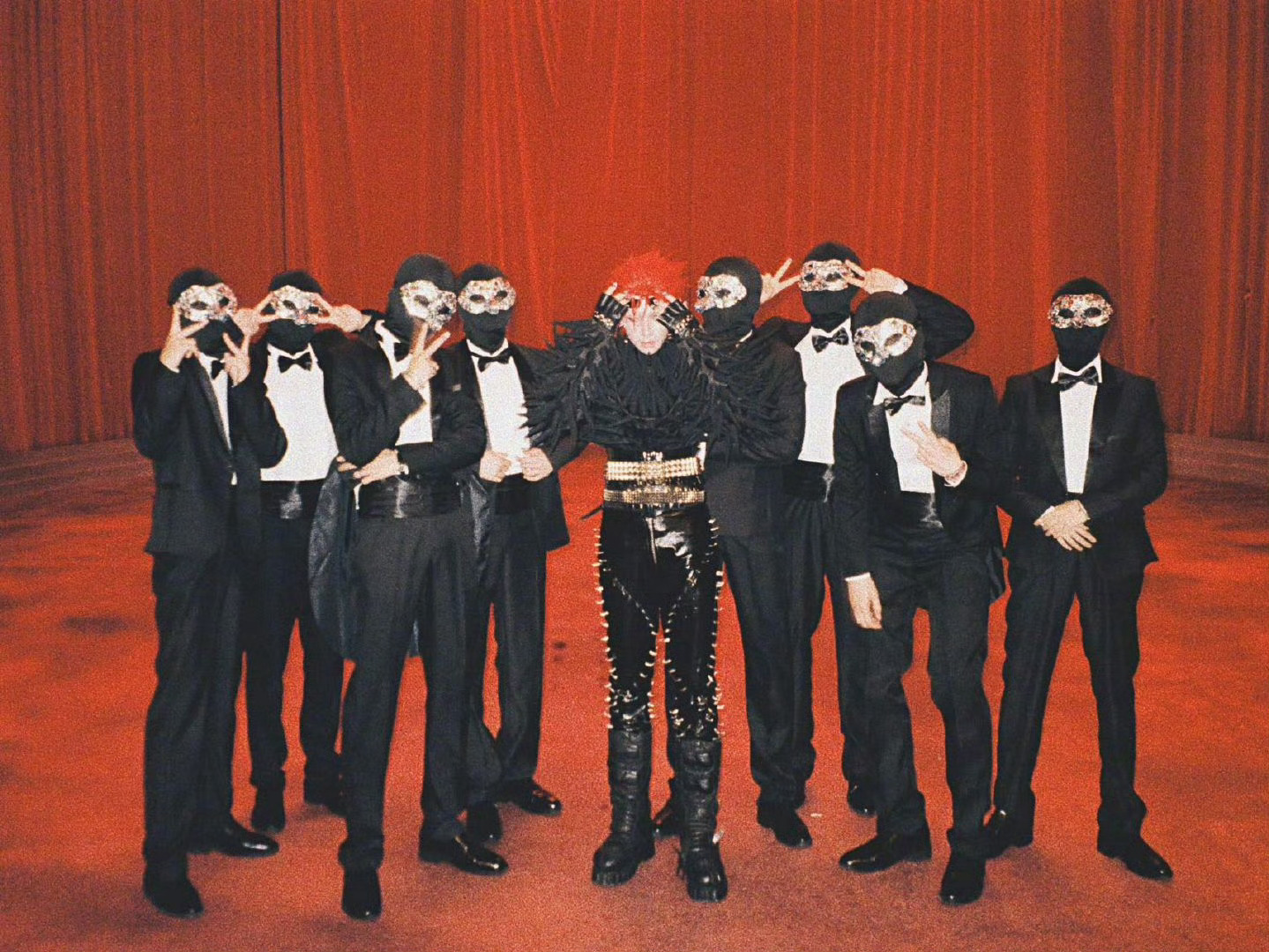 小鬼全球巡回演唱会官宣含金量直接拉满从国内到全球，小鬼用作品说话，国内巡演到横跨