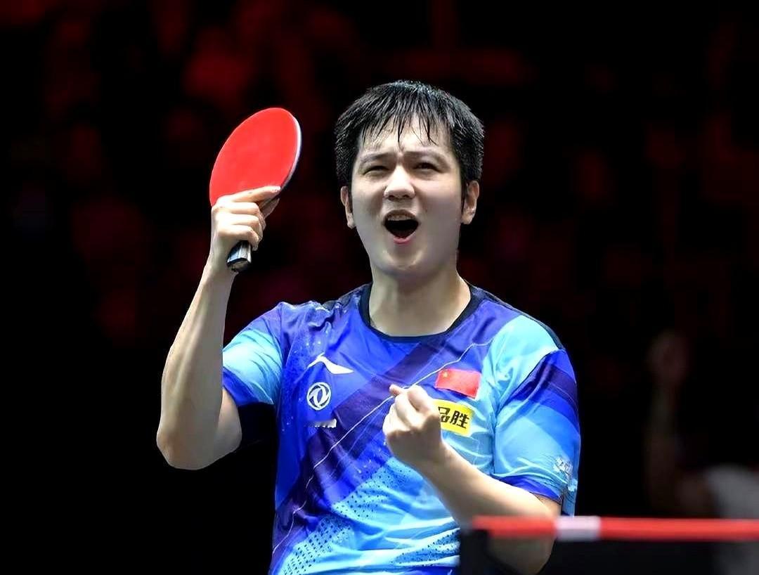 全运会乒乓男团北京与上海男团的排兵布阵就是硬碰硬。不像昨晚山东女团玩田忌赛马那套