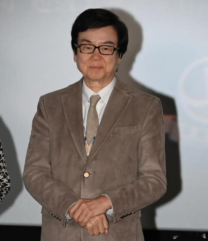 黄百鸣入狱黄百鸣担保被撤销 据港媒，演员黄百鸣此前被控内幕交易，被判刑5个月并罚