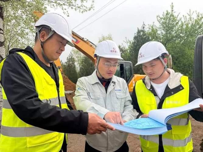 近日，顺义区龙湾屯供水厂及配套管线工程正式开工 。项目总投资1.04亿元，新建8