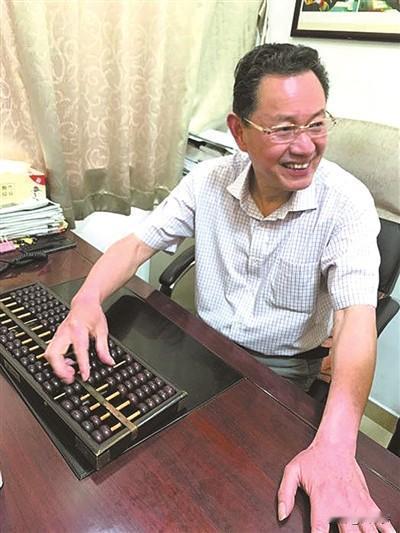 “铁算盘”老周走了，享年74岁。他将兰桂花园打造成杭州业主福利最优的小区。
他担