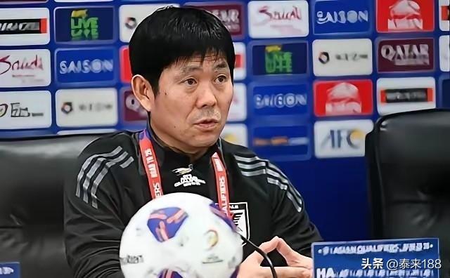 在日本队1:0击败冰岛的世界杯热身赛之后，主教练森保一宣布世界杯开幕之前，日本队
