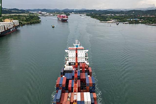 太嚣张！巴拿马明抢中企港口，中方第六波反制杀疯了，西方巨头慌了刷新下限！巴拿马这