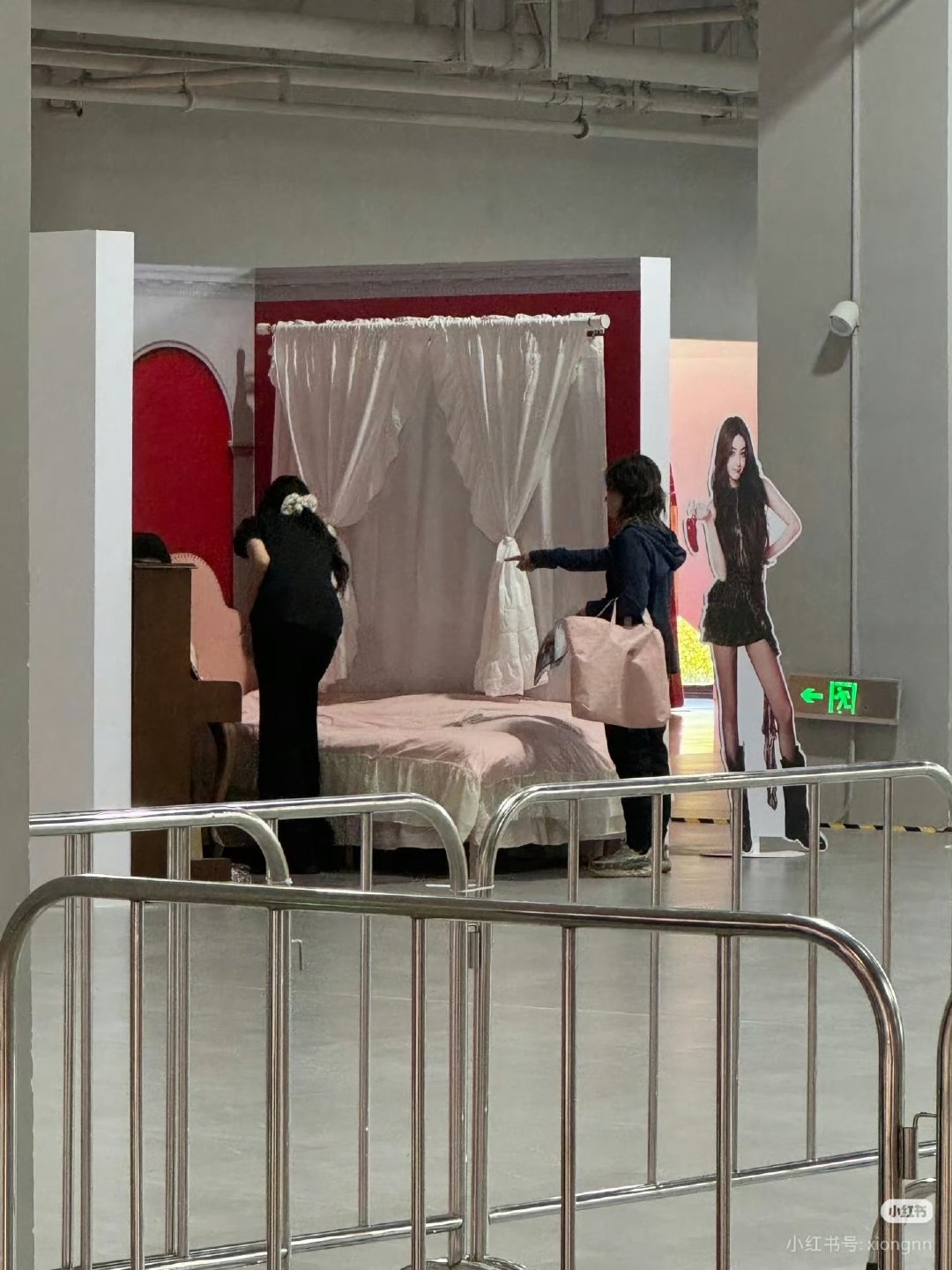 这真的不是进了迪丽热巴卧室吗这是迪丽热巴小时候的卧室吗 这真的不是进了迪丽热巴卧