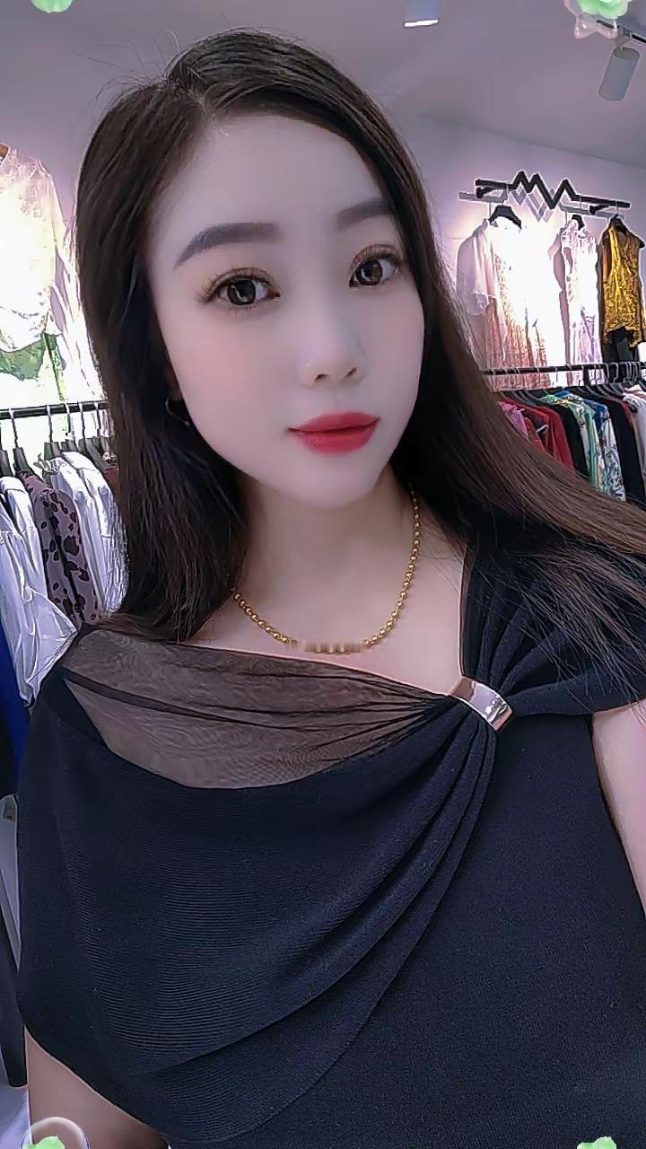 你的形象一定要走在能力的前面，先敬罗衣后敬人，请不要轻易放弃自己，所以要好好打扮