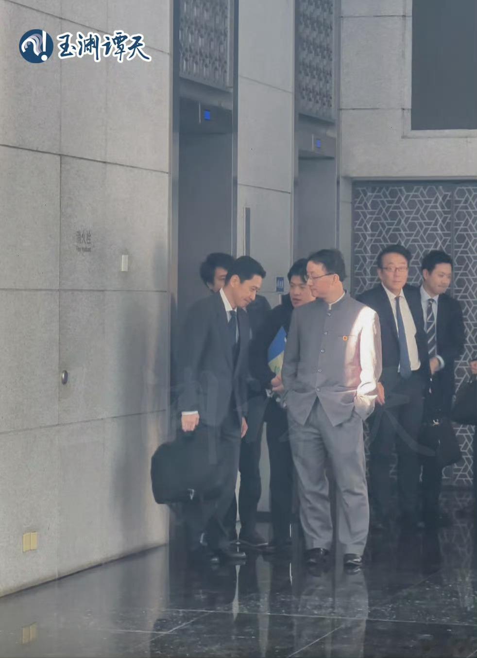 被拍个照竟要求中方解释，自己单方挑衅制造事端还装bility，日方请自重！  还