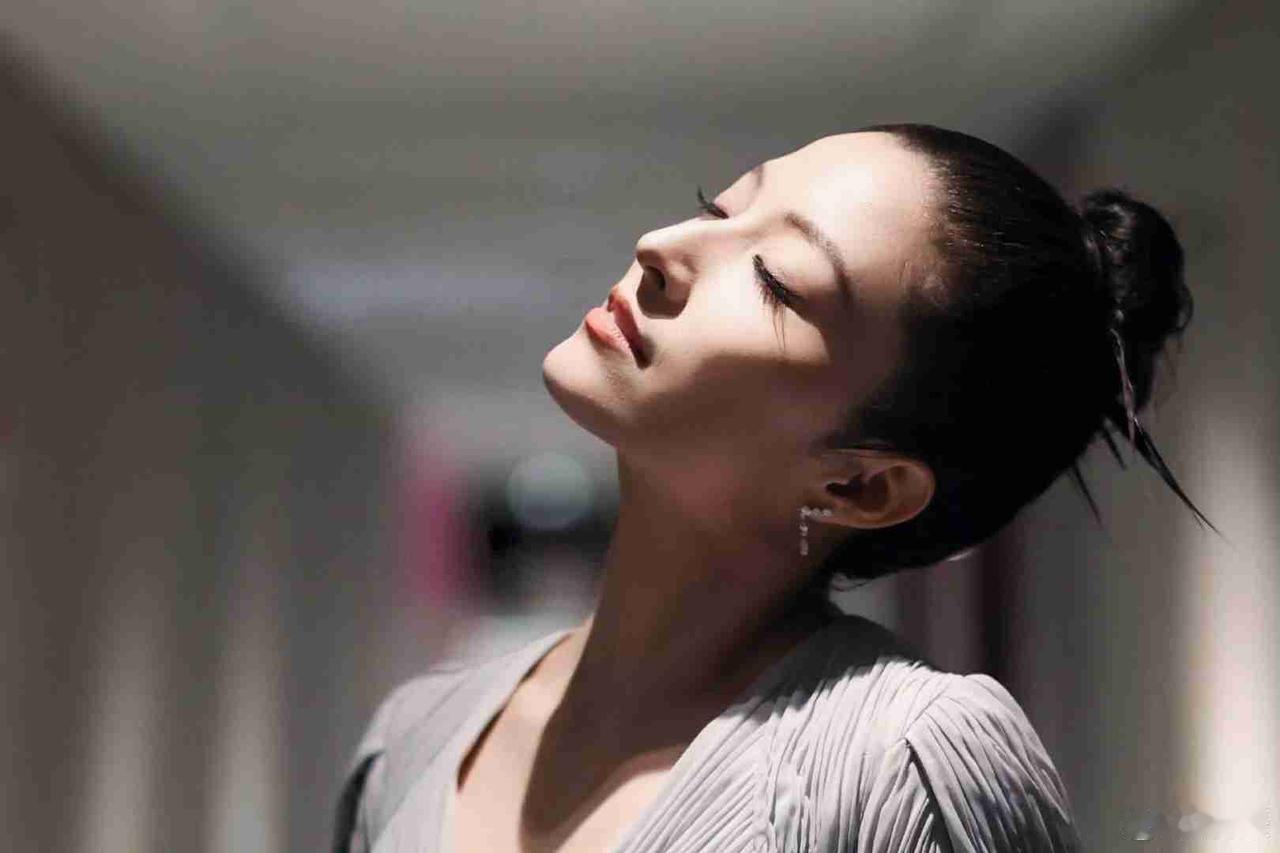 我的今日状态：😁轻松愉快
我这里的天气：☀️晴天