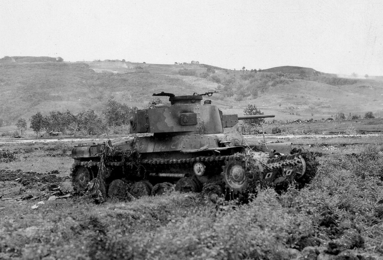 也就是在当时贫弱的东亚大陆上，鬼子的坦克才能耀武扬威多年——1944年，塞班岛战