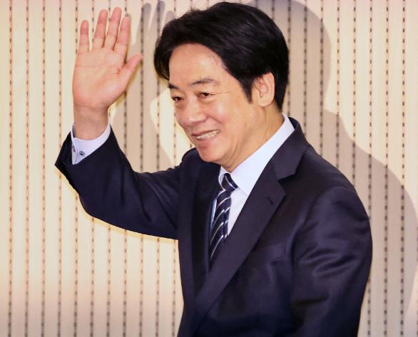 赖清德窜访黄了！

今天对岸最大的新闻，莫过于赖清德原定明天出发的斯威士兰窜访，